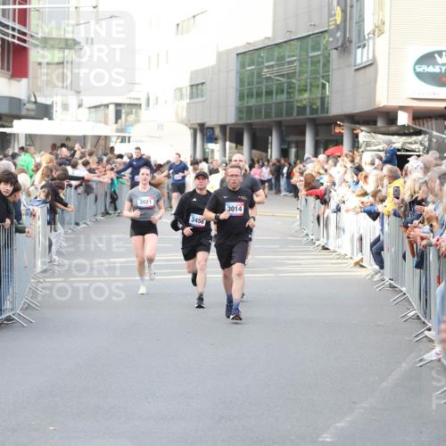 12.06.2026 - Holstenköstenlauf Andreas Tolksdorf http://msf.ph/oto/9747177 12.06.2026 19:53:24 Laufen 3021, 3456, 3014 meine-sportfotos.de