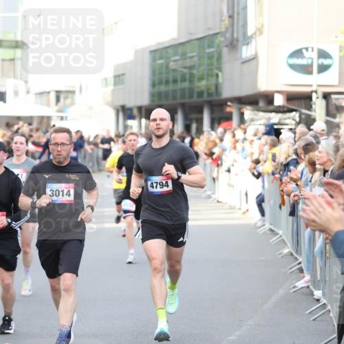 12.06.2026 - Holstenköstenlauf Andreas Tolksdorf http://msf.ph/oto/9747182 12.06.2026 19:53:26 Laufen 345, 3014, 4794 meine-sportfotos.de