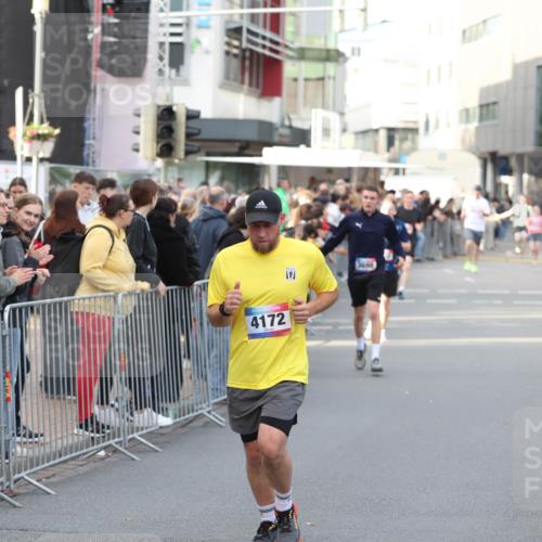 12.06.2026 - Holstenköstenlauf Andreas Tolksdorf http://msf.ph/oto/9747188 12.06.2026 19:53:31 Laufen 4172 meine-sportfotos.de