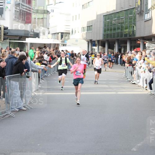 12.06.2026 - Holstenköstenlauf Andreas Tolksdorf http://msf.ph/oto/9747200 12.06.2026 19:53:41 Laufen 3479, 4378 meine-sportfotos.de