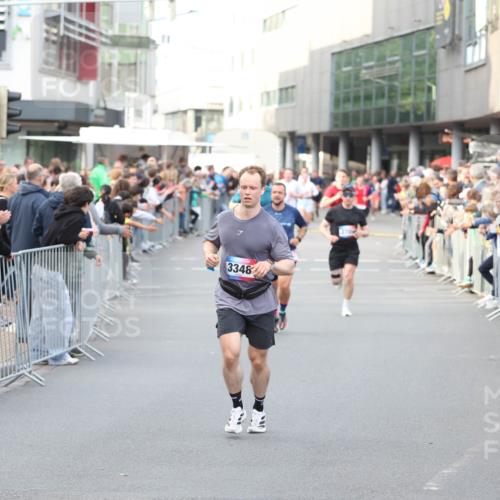 12.06.2026 - Holstenköstenlauf Andreas Tolksdorf http://msf.ph/oto/9747215 12.06.2026 19:53:55 Laufen 3348 meine-sportfotos.de