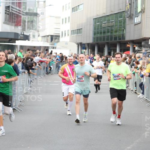 12.06.2026 - Holstenköstenlauf Andreas Tolksdorf http://msf.ph/oto/9747248 12.06.2026 19:54:25 Laufen 41, 1, 3455, 3095 meine-sportfotos.de