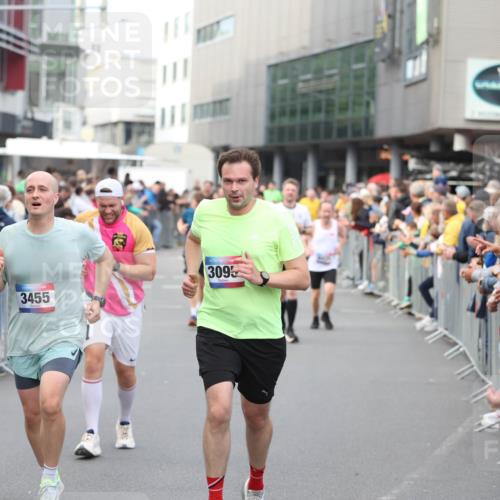 12.06.2026 - Holstenköstenlauf Andreas Tolksdorf http://msf.ph/oto/9747251 12.06.2026 19:54:26 Laufen 309, 3455 meine-sportfotos.de