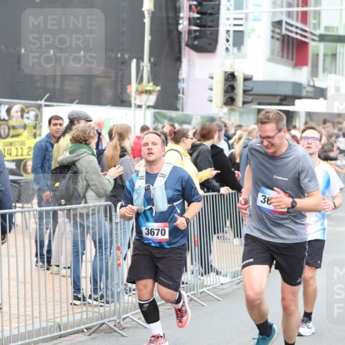 12.06.2026 - Holstenköstenlauf Andreas Tolksdorf http://msf.ph/oto/9747274 12.06.2026 19:54:46 Laufen 14, 11, 2, 3670, 36, 3973 meine-sportfotos.de