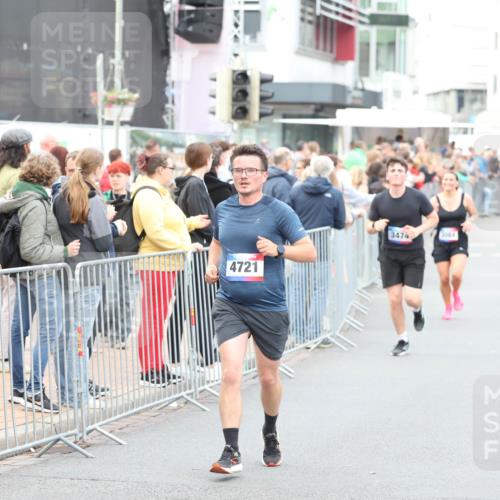 12.06.2026 - Holstenköstenlauf Andreas Tolksdorf http://msf.ph/oto/9747275 12.06.2026 19:54:52 Laufen 26, 4721, 3474 meine-sportfotos.de