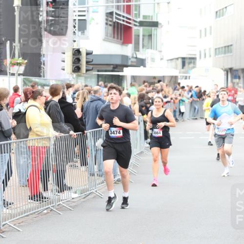 12.06.2026 - Holstenköstenlauf Andreas Tolksdorf http://msf.ph/oto/9747278 12.06.2026 19:54:53 Laufen 3474, 3084, 3117, 4829 meine-sportfotos.de