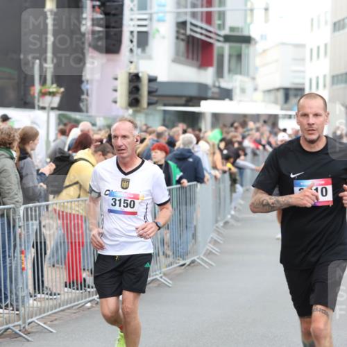 12.06.2026 - Holstenköstenlauf Andreas Tolksdorf http://msf.ph/oto/9747330 12.06.2026 19:55:32 Laufen 3150, 0, 4431 meine-sportfotos.de