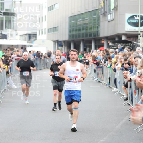 12.06.2026 - Holstenköstenlauf Andreas Tolksdorf http://msf.ph/oto/9747332 12.06.2026 19:55:33 Laufen 3174, 321, 431 meine-sportfotos.de