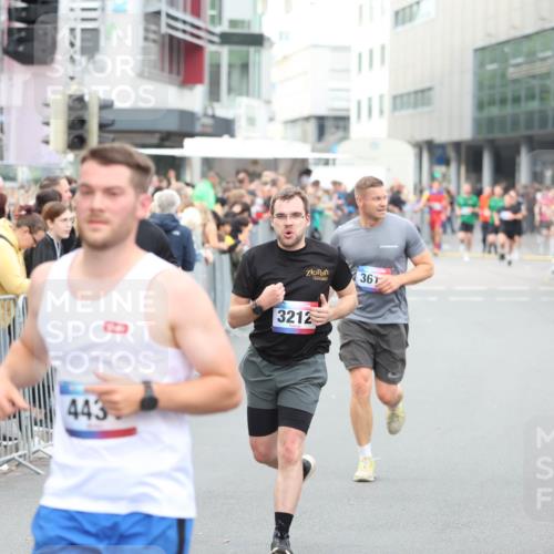 12.06.2026 - Holstenköstenlauf Andreas Tolksdorf http://msf.ph/oto/9747333 12.06.2026 19:55:35 Laufen 443, 3212, 36 meine-sportfotos.de