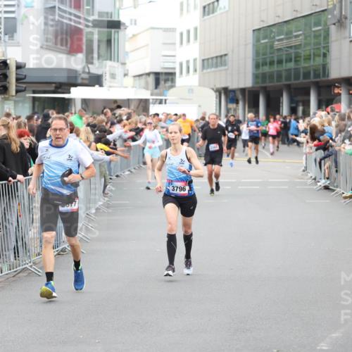 12.06.2026 - Holstenköstenlauf Andreas Tolksdorf http://msf.ph/oto/9747372 12.06.2026 19:56:15 Laufen 2, 364, 3796 meine-sportfotos.de