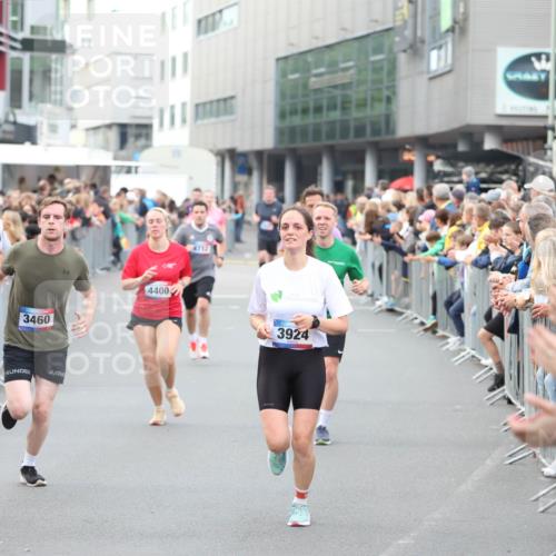 12.06.2026 - Holstenköstenlauf Andreas Tolksdorf http://msf.ph/oto/9747394 12.06.2026 19:56:36 Laufen 3519, 3460, 4400, 4712, 3924 meine-sportfotos.de