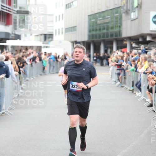 12.06.2026 - Holstenköstenlauf Andreas Tolksdorf http://msf.ph/oto/9747406 12.06.2026 19:56:46 Laufen 322 meine-sportfotos.de