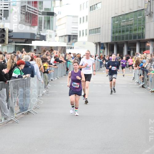 12.06.2026 - Holstenköstenlauf Andreas Tolksdorf http://msf.ph/oto/9747413 12.06.2026 19:56:59 Laufen 3052, 3597, 4606 meine-sportfotos.de