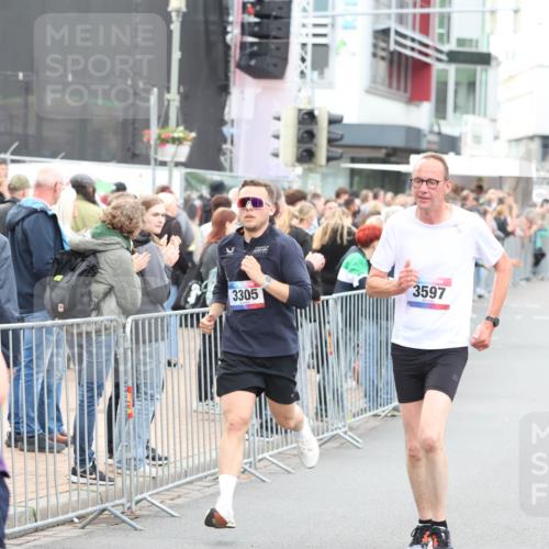 12.06.2026 - Holstenköstenlauf Andreas Tolksdorf http://msf.ph/oto/9747422 12.06.2026 19:57:04 Laufen 3052, 3305, 3597, 4606 meine-sportfotos.de
