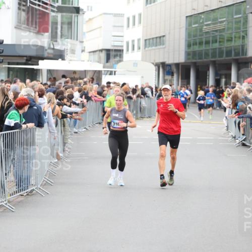 12.06.2026 - Holstenköstenlauf Andreas Tolksdorf http://msf.ph/oto/9747447 12.06.2026 19:57:28 Laufen 316 meine-sportfotos.de