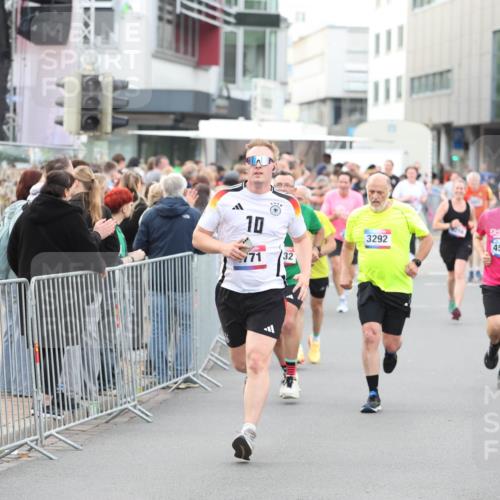 12.06.2026 - Holstenköstenlauf Andreas Tolksdorf http://msf.ph/oto/9747478 12.06.2026 19:57:59 Laufen 10, 771, 32, 3292, 4554 meine-sportfotos.de