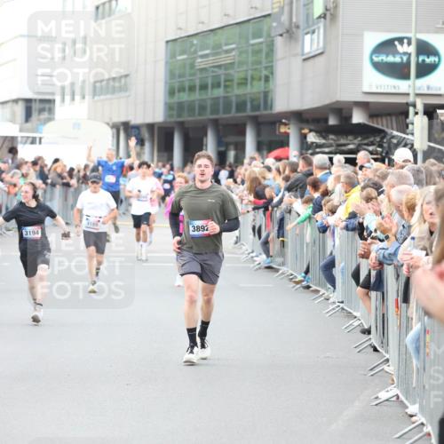 12.06.2026 - Holstenköstenlauf Andreas Tolksdorf http://msf.ph/oto/9747488 12.06.2026 19:58:12 Laufen 3190, 4189, 3194, 3892 meine-sportfotos.de