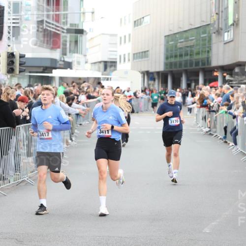 12.06.2026 - Holstenköstenlauf Andreas Tolksdorf http://msf.ph/oto/9747533 12.06.2026 19:58:48 Laufen 4615, 3411, 3417, 3170 meine-sportfotos.de