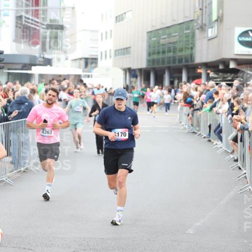 12.06.2026 - Holstenköstenlauf Andreas Tolksdorf http://msf.ph/oto/9747535 12.06.2026 19:58:50 Laufen 34114, 4363, 170 meine-sportfotos.de