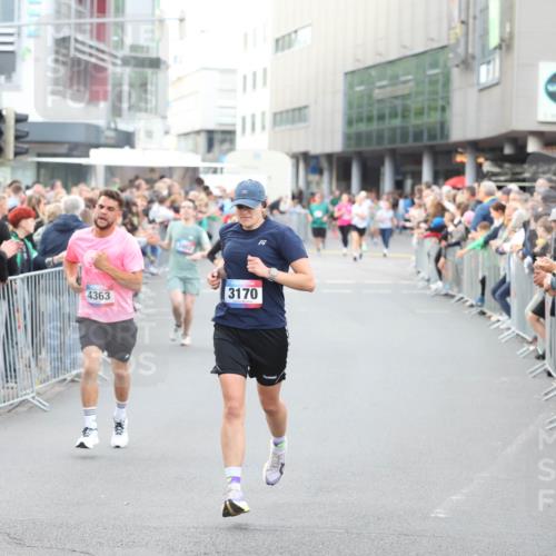 12.06.2026 - Holstenköstenlauf Andreas Tolksdorf http://msf.ph/oto/9747536 12.06.2026 19:58:50 Laufen 1, 4363, 3170 meine-sportfotos.de