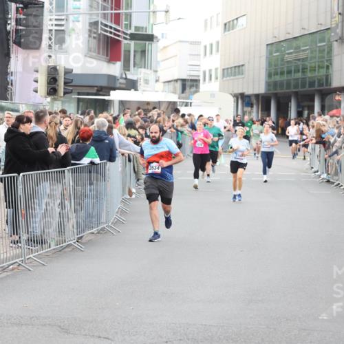 12.06.2026 - Holstenköstenlauf Andreas Tolksdorf http://msf.ph/oto/9747545 12.06.2026 19:58:57 Laufen 3534, 3180 meine-sportfotos.de