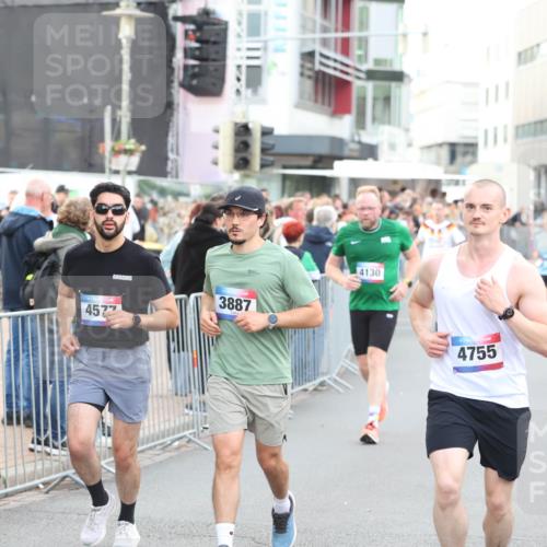 12.06.2026 - Holstenköstenlauf Andreas Tolksdorf http://msf.ph/oto/9747565 12.06.2026 19:59:12 Laufen 3887, 4577, 4130, 4755, 4658 meine-sportfotos.de