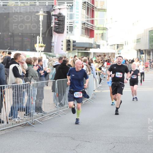 12.06.2026 - Holstenköstenlauf Andreas Tolksdorf http://msf.ph/oto/9747652 12.06.2026 20:00:55 Laufen 4723, 3178, 4834 meine-sportfotos.de