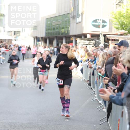 12.06.2026 - Holstenköstenlauf Andreas Tolksdorf http://msf.ph/oto/9747671 12.06.2026 20:01:15 Laufen 4246, 3653 meine-sportfotos.de
