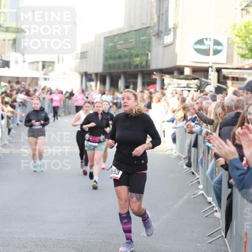 12.06.2026 - Holstenköstenlauf Andreas Tolksdorf http://msf.ph/oto/9747673 12.06.2026 20:01:15 Laufen 3653 meine-sportfotos.de
