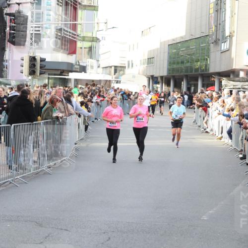 12.06.2026 - Holstenköstenlauf Andreas Tolksdorf http://msf.ph/oto/9747677 12.06.2026 20:01:22 Laufen  meine-sportfotos.de