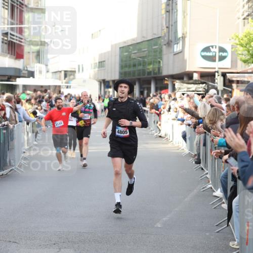 12.06.2026 - Holstenköstenlauf Andreas Tolksdorf http://msf.ph/oto/9747703 12.06.2026 20:01:43 Laufen 4149, 922, 4805 meine-sportfotos.de