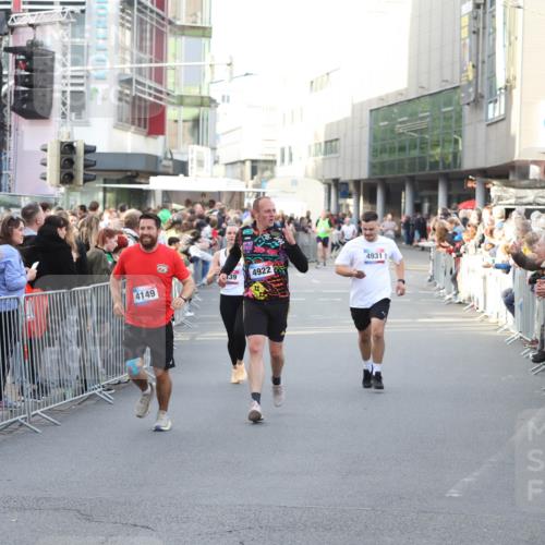 12.06.2026 - Holstenköstenlauf Andreas Tolksdorf http://msf.ph/oto/9747707 12.06.2026 20:01:45 Laufen 39, 4922, 4149, 4931 meine-sportfotos.de