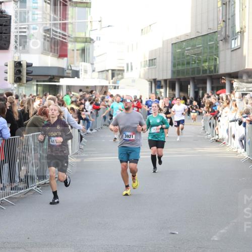 12.06.2026 - Holstenköstenlauf Andreas Tolksdorf http://msf.ph/oto/9747720 12.06.2026 20:02:04 Laufen 312, 3921, 41 meine-sportfotos.de