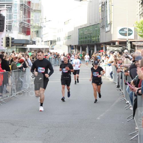 12.06.2026 - Holstenköstenlauf Andreas Tolksdorf http://msf.ph/oto/9747762 12.06.2026 20:02:54 Laufen 352, 3766, 3166, 3131, 3167 meine-sportfotos.de