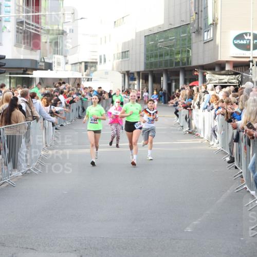 12.06.2026 - Holstenköstenlauf Andreas Tolksdorf http://msf.ph/oto/9747832 12.06.2026 20:04:04 Laufen 4194, 3268 meine-sportfotos.de