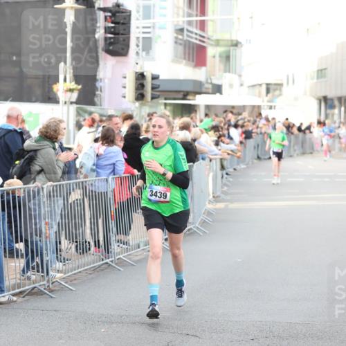 12.06.2026 - Holstenköstenlauf Andreas Tolksdorf http://msf.ph/oto/9747841 12.06.2026 20:04:12 Laufen 3439 meine-sportfotos.de