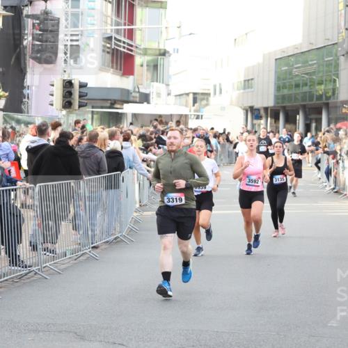 12.06.2026 - Holstenköstenlauf Andreas Tolksdorf http://msf.ph/oto/9747854 12.06.2026 20:04:31 Laufen 3319, 939, 3592, 3135 meine-sportfotos.de