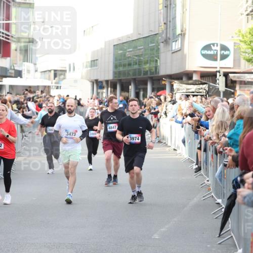 12.06.2026 - Holstenköstenlauf Andreas Tolksdorf http://msf.ph/oto/9747857 12.06.2026 20:04:37 Laufen 3472, 366, 3473, 3469, 4847, 3974 meine-sportfotos.de