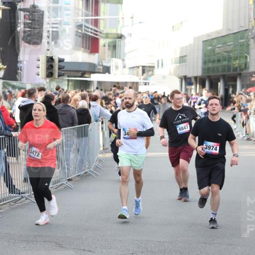12.06.2026 - Holstenköstenlauf Andreas Tolksdorf http://msf.ph/oto/9747859 12.06.2026 20:04:38 Laufen 3472, 34, 4847, 3974 meine-sportfotos.de