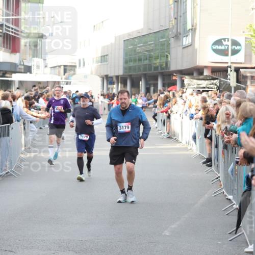 12.06.2026 - Holstenköstenlauf Andreas Tolksdorf http://msf.ph/oto/9747873 12.06.2026 20:04:52 Laufen 415, 3279, 3179 meine-sportfotos.de