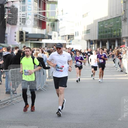 12.06.2026 - Holstenköstenlauf Andreas Tolksdorf http://msf.ph/oto/9747895 12.06.2026 20:05:19 Laufen 358, 3648, 4091 meine-sportfotos.de