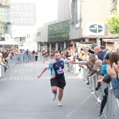 12.06.2026 - Holstenköstenlauf Andreas Tolksdorf http://msf.ph/oto/9747978 12.06.2026 20:07:05 Laufen 3694 meine-sportfotos.de
