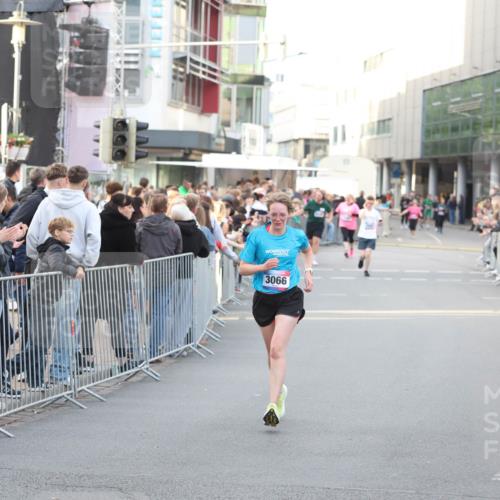 12.06.2026 - Holstenköstenlauf Andreas Tolksdorf http://msf.ph/oto/9748000 12.06.2026 20:07:46 Laufen 3066 meine-sportfotos.de