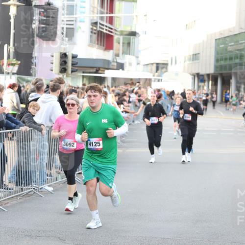 12.06.2026 - Holstenköstenlauf Andreas Tolksdorf http://msf.ph/oto/9748017 12.06.2026 20:08:09 Laufen 3092, 4125, 1696 meine-sportfotos.de