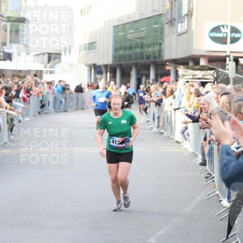 12.06.2026 - Holstenköstenlauf Andreas Tolksdorf http://msf.ph/oto/9748040 12.06.2026 20:08:29 Laufen 412 meine-sportfotos.de
