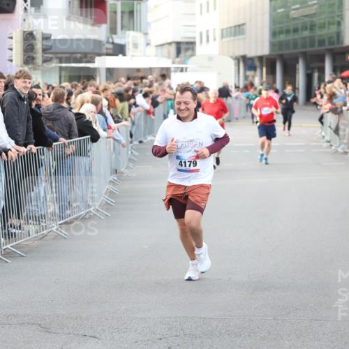 12.06.2026 - Holstenköstenlauf Andreas Tolksdorf http://msf.ph/oto/9748060 12.06.2026 20:09:18 Laufen 4179 meine-sportfotos.de