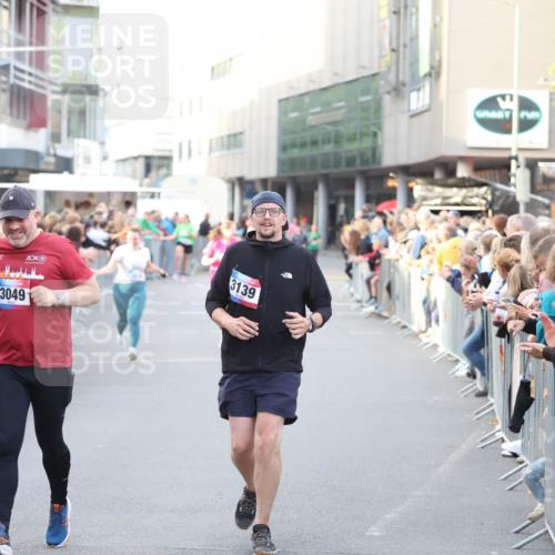 12.06.2026 - Holstenköstenlauf Andreas Tolksdorf http://msf.ph/oto/9748093 12.06.2026 20:09:56 Laufen 854, 3049, 3139 meine-sportfotos.de