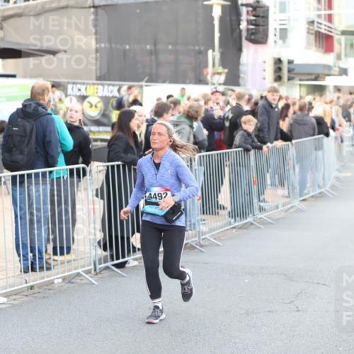 12.06.2026 - Holstenköstenlauf Andreas Tolksdorf http://msf.ph/oto/9748137 12.06.2026 20:11:10 Laufen 4492 meine-sportfotos.de