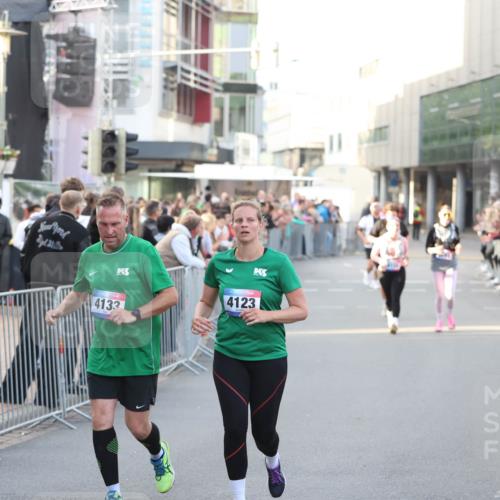 12.06.2026 - Holstenköstenlauf Andreas Tolksdorf http://msf.ph/oto/9748190 12.06.2026 20:13:08 Laufen 4133, 4123 meine-sportfotos.de