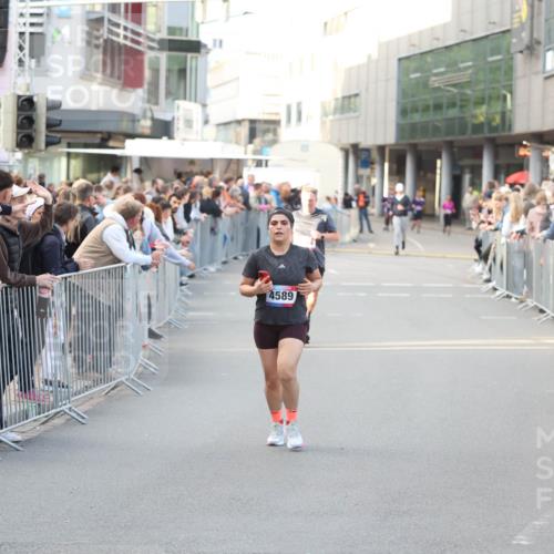 12.06.2026 - Holstenköstenlauf Andreas Tolksdorf http://msf.ph/oto/9748215 12.06.2026 20:14:28 Laufen 4589 meine-sportfotos.de